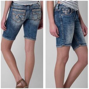 Rock Revival Nancy Bermuda Stretch Shorts Size 30
